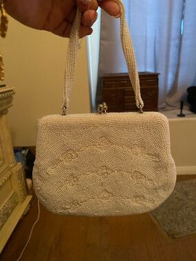 Vintage!!!!!!Beaded Pearl-White Evening Handbag